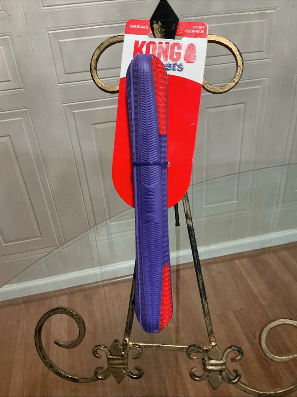 Brand New Kong Duets Duos Stick Lg Squeaky Easy Grip Dog Fetch Toy 10”
